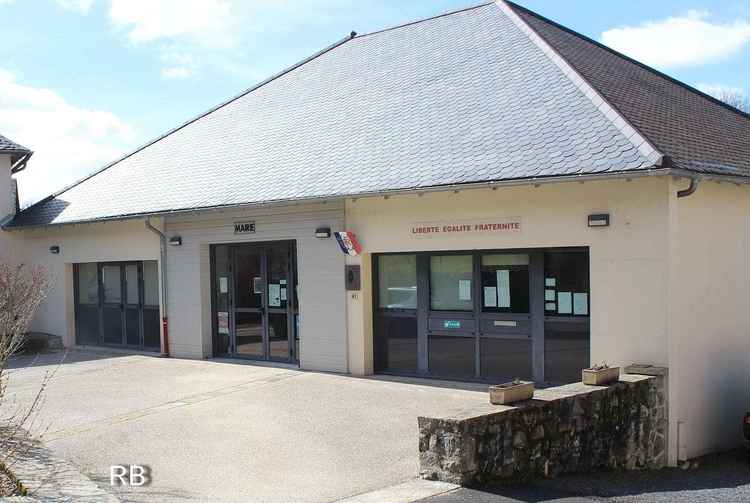 mairie-de-lascelles